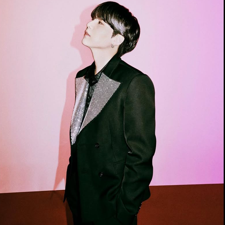 Potret di balik layar SUGA (BTS)