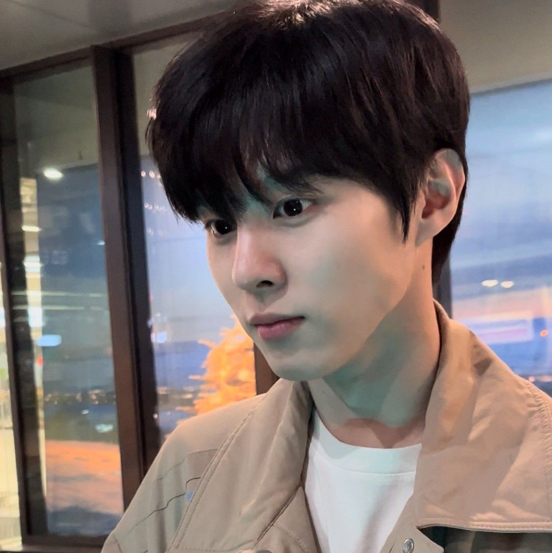 김우석의 비하인드 컷