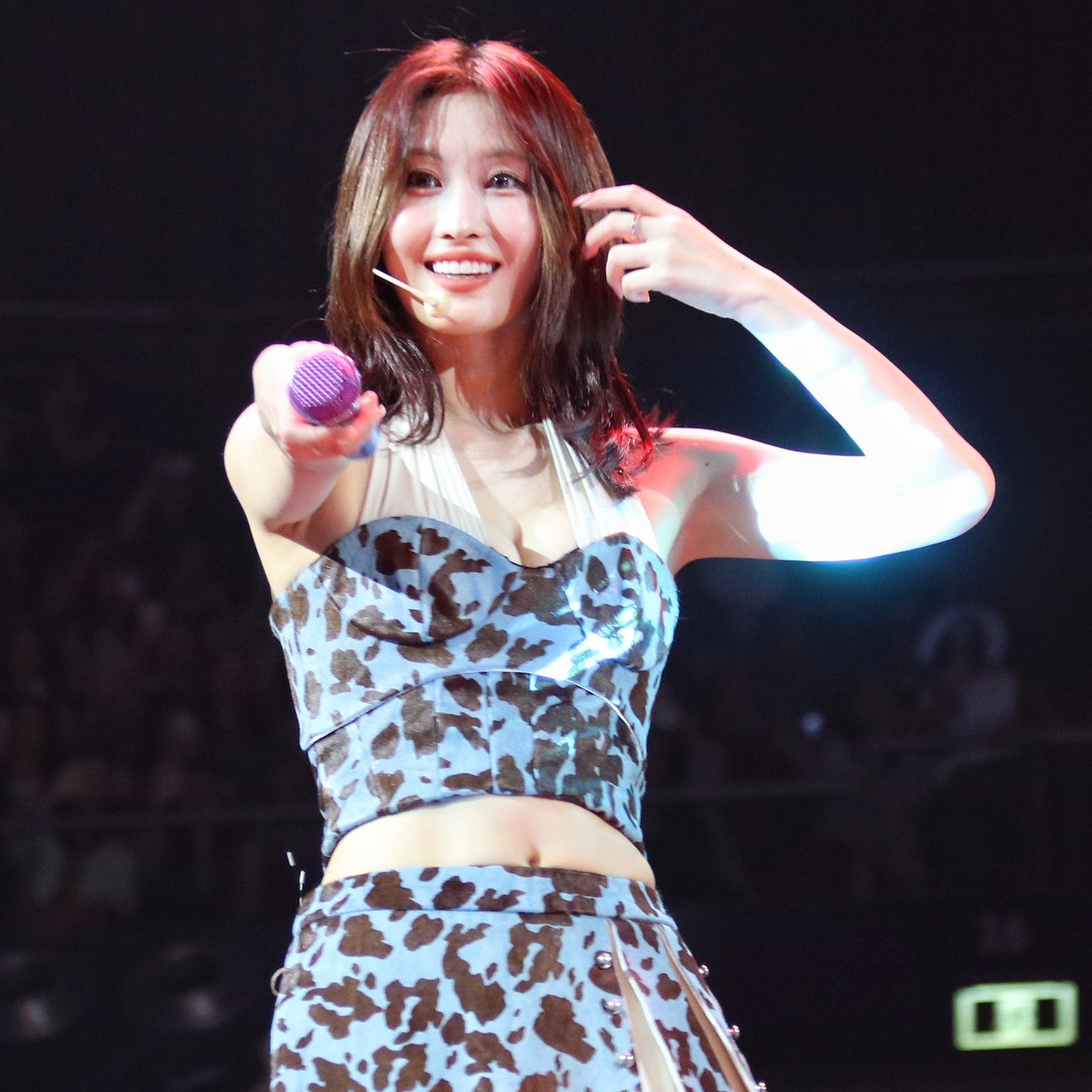 모모 (TWICE)의 비하인드 컷