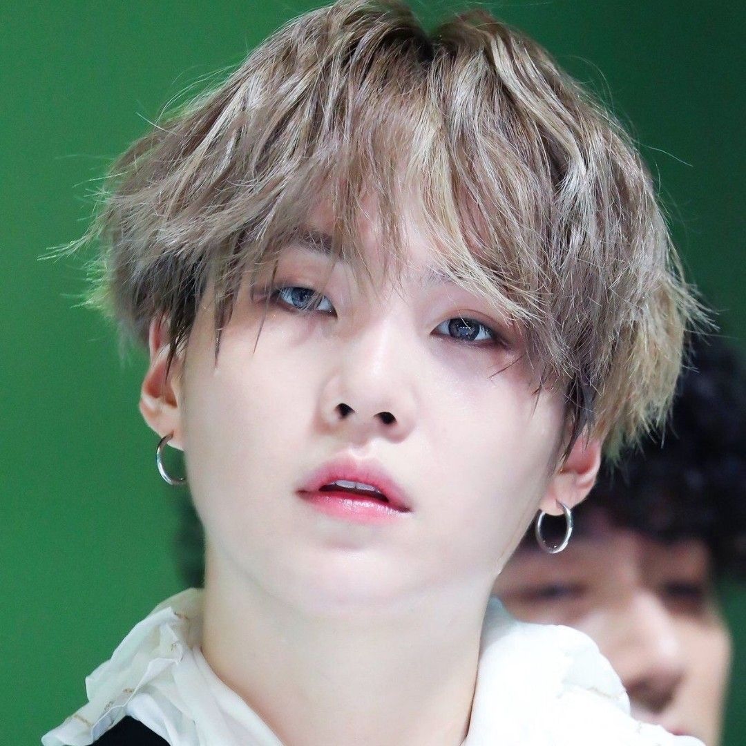 SUGA (防彈少年團)粉絲拍下的瞬間