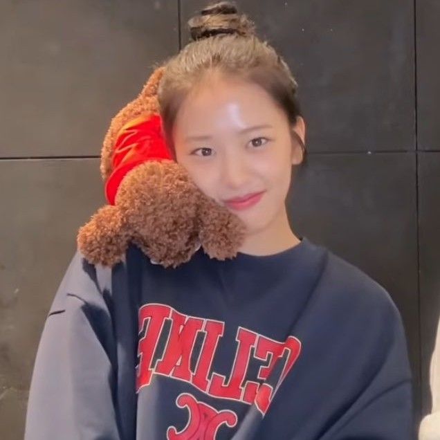 안유진 (IVE) 최근 활동샷