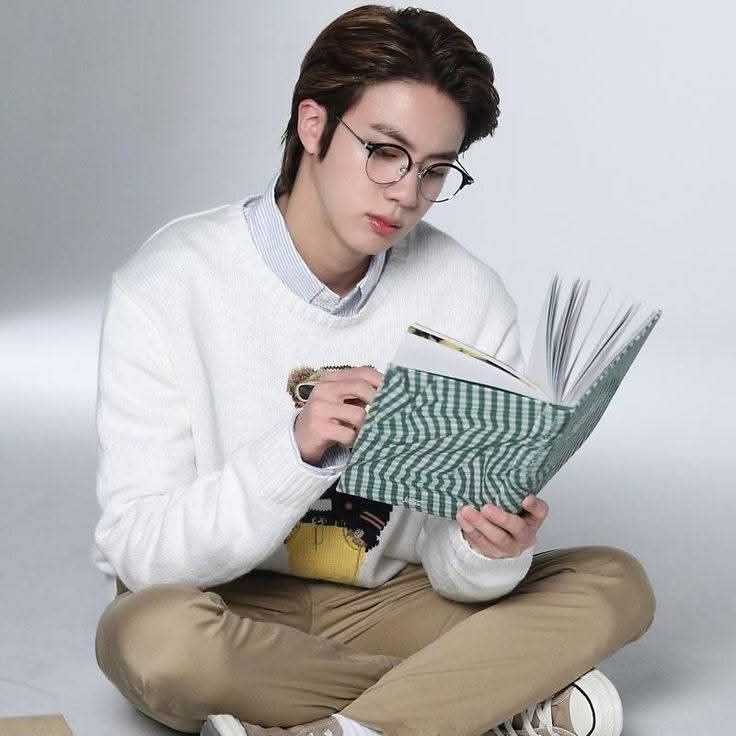 Latest photo of Jin (BTS)
