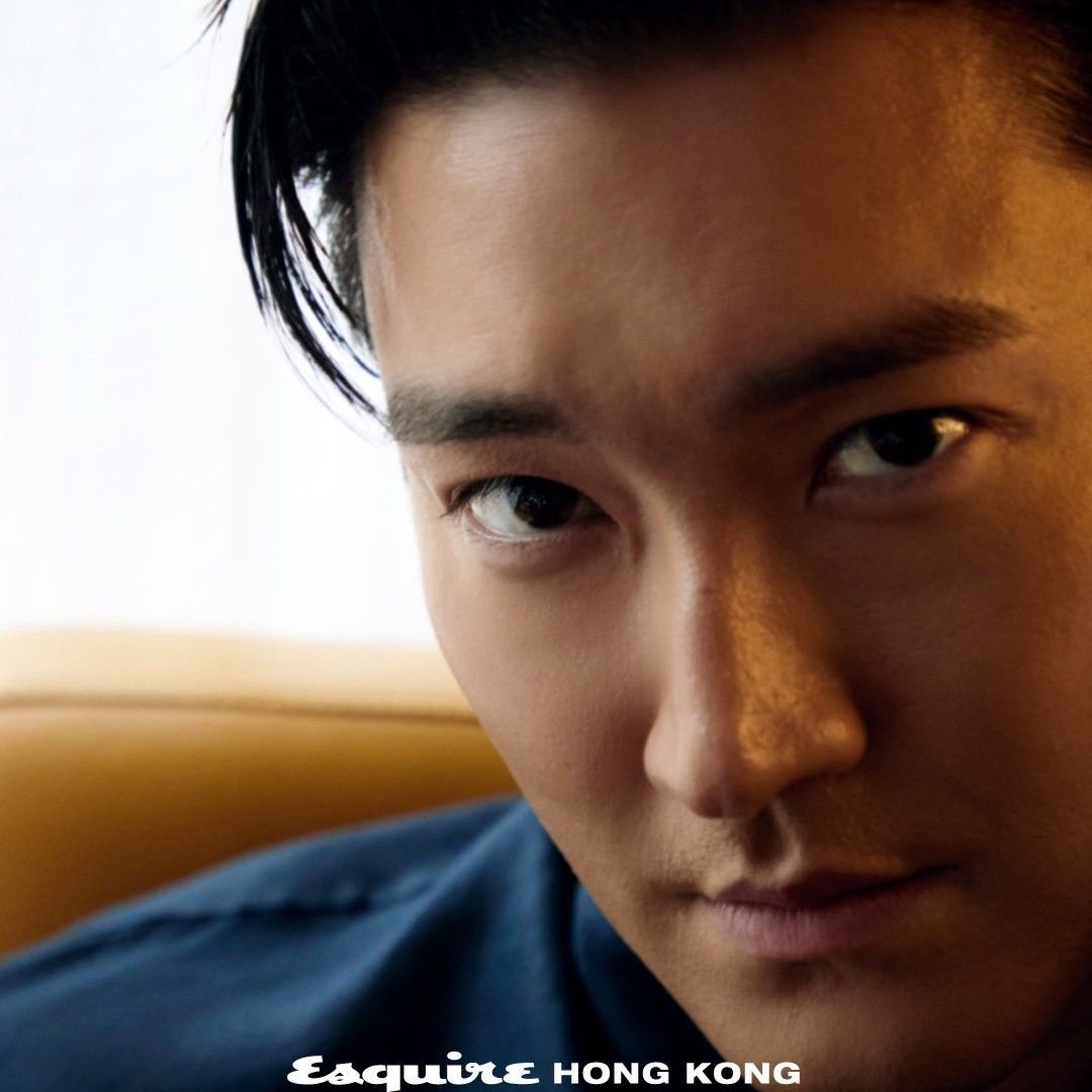 Behind-the-scenes cut of Siwon (Super Junior)