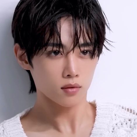 A moment captured by Sunwoo (THE BOYZ)'s fan