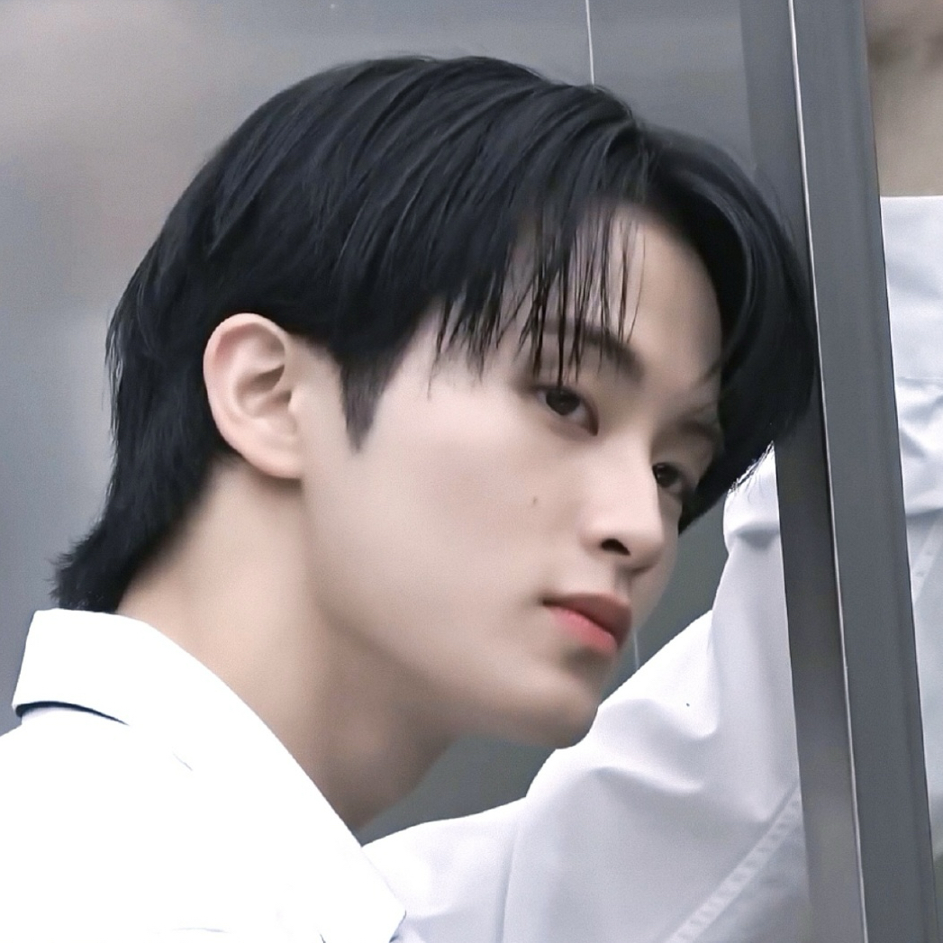 Recent activity shot of Mark (NCT 127, NCT DREAM)