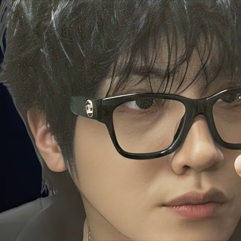 Latest photo of Wooseok (PENTAGON)