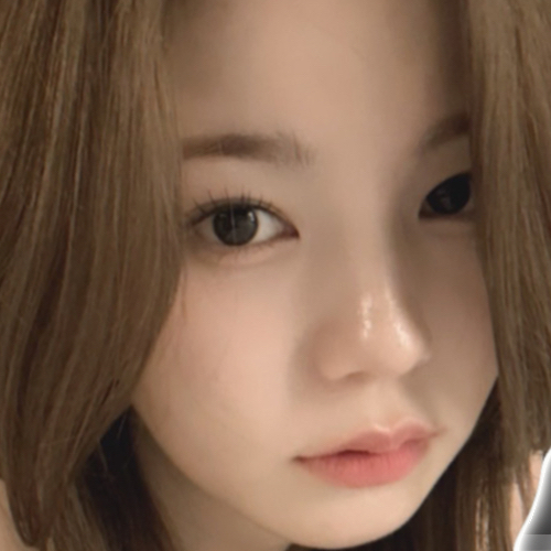 Ayaka (NiziU)粉丝拍下的瞬间
