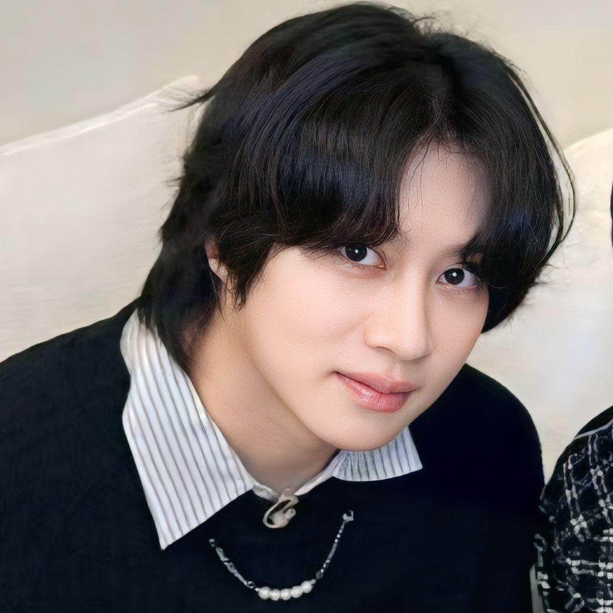 Behind-the-scenes cut of Heechul (Super Junior)