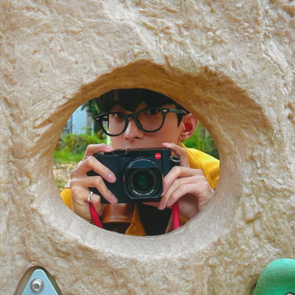 Behind-the-scenes cut of DK (SEVENTEEN)