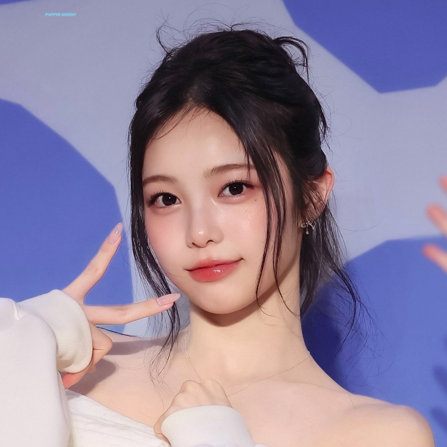 Behind-the-scenes cut of Ian (Hearts2Hearts)