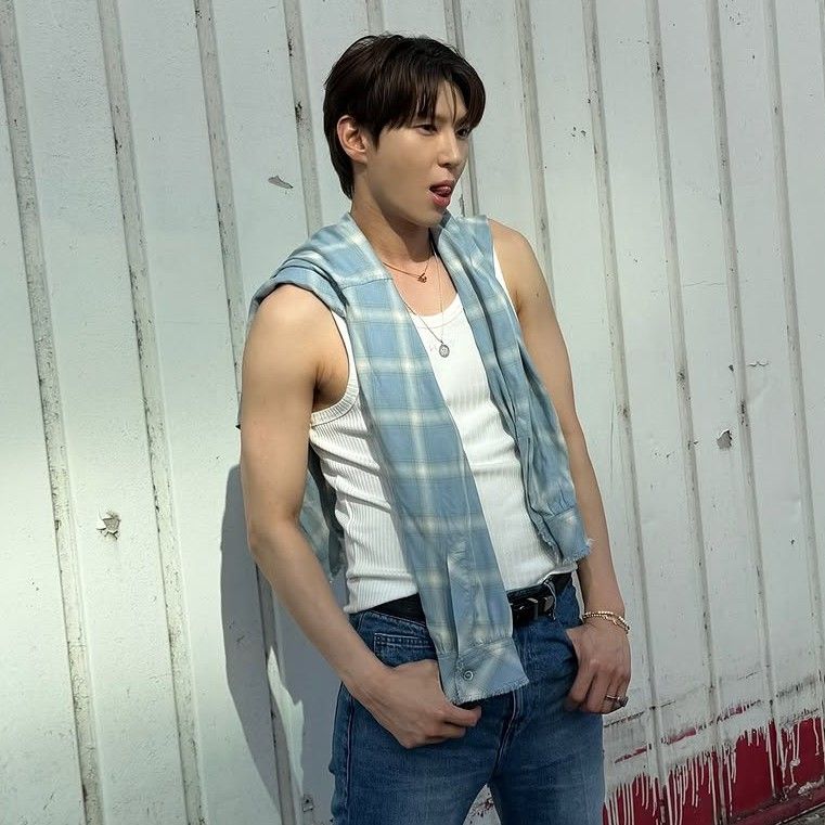 Latest photo of LEO (VIXX)