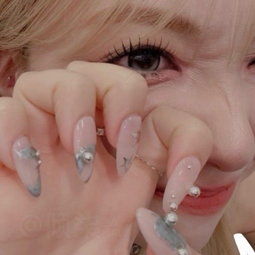 Recent activity shot of Mayuka (NiziU)