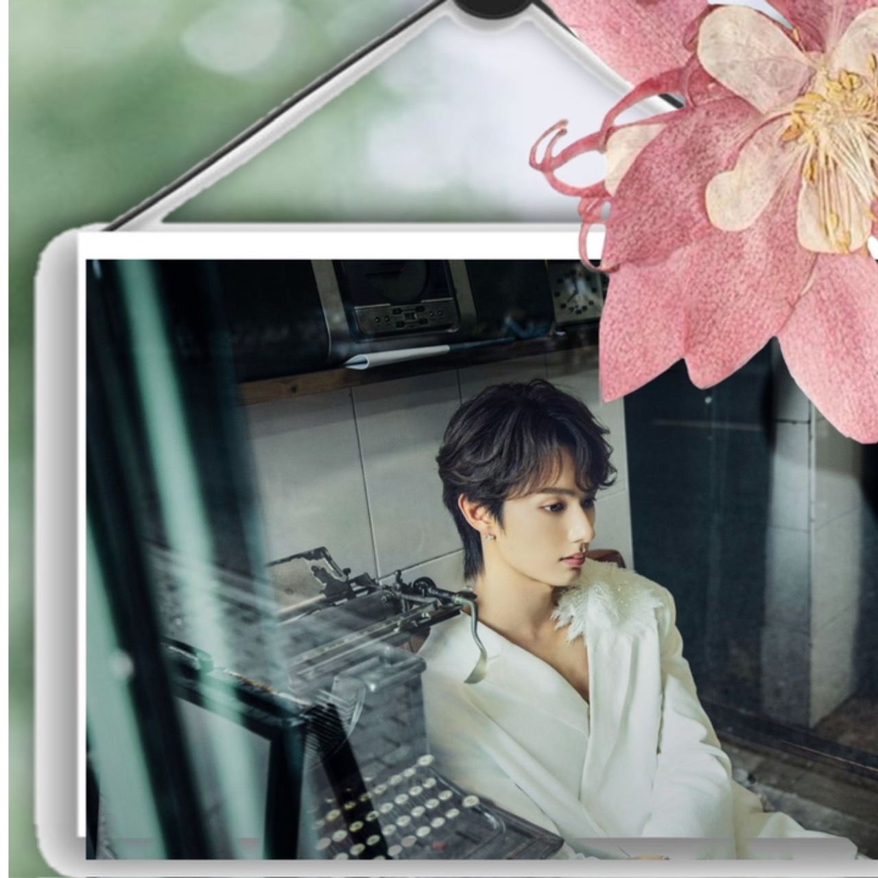 Latest photo of Jun (SEVENTEEN)