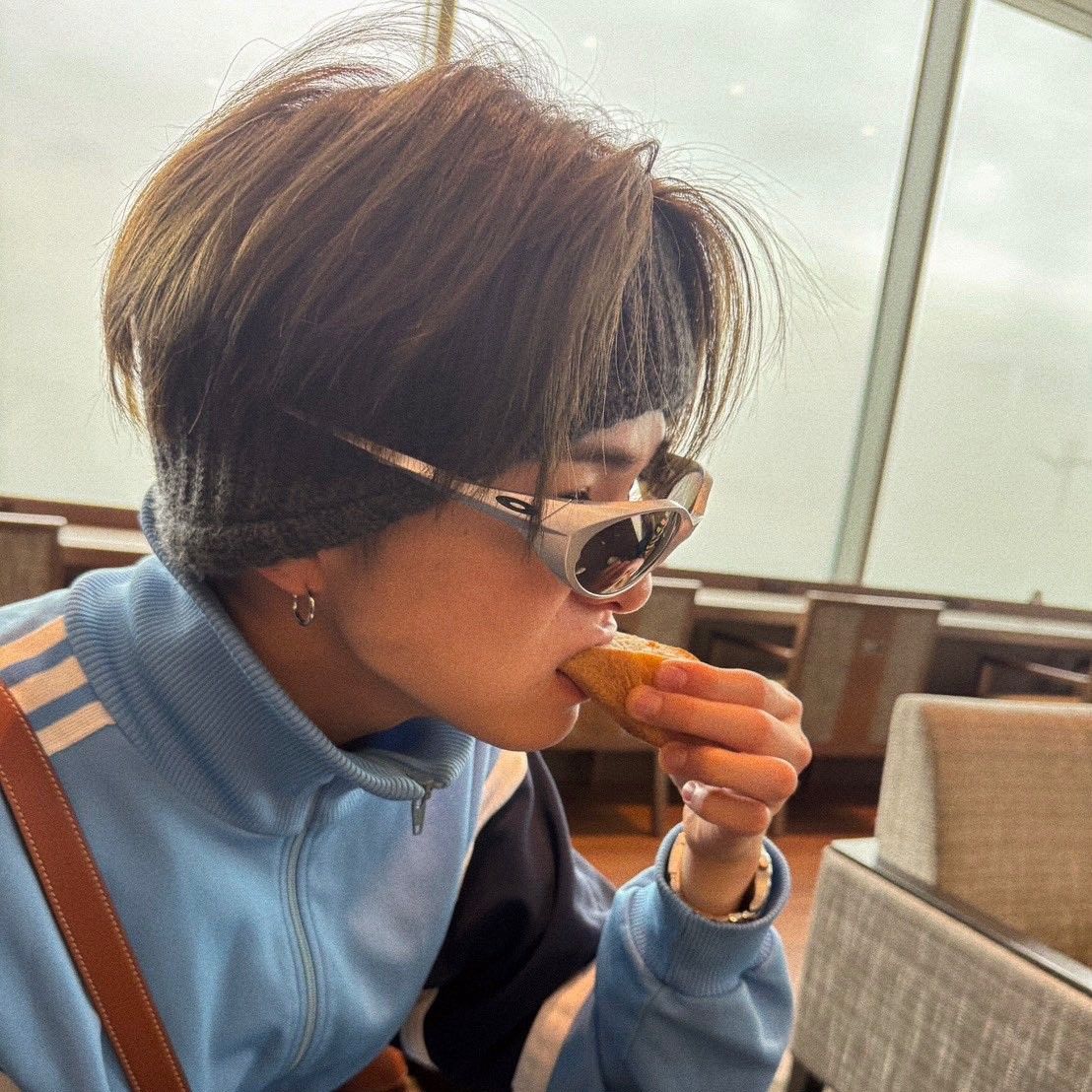 Behind-the-scenes cut of Asahi (TREASURE)