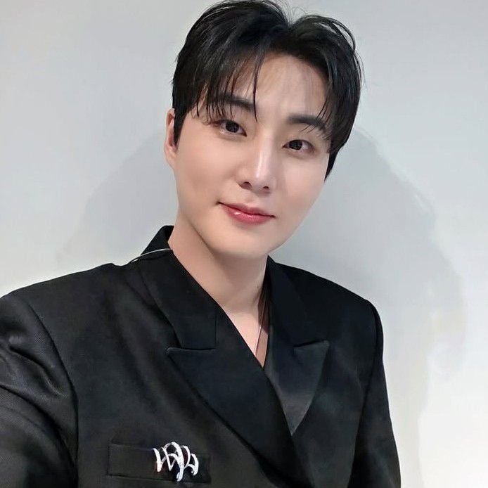 Latest photo of Young K (DAY6)