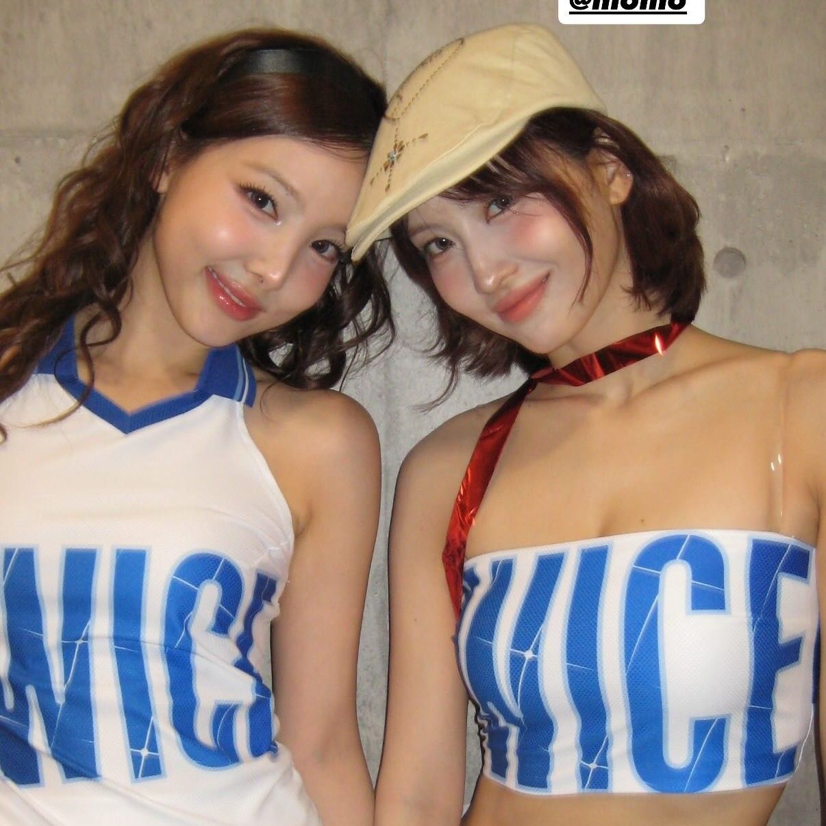 모모 (TWICE)의 최신 사진