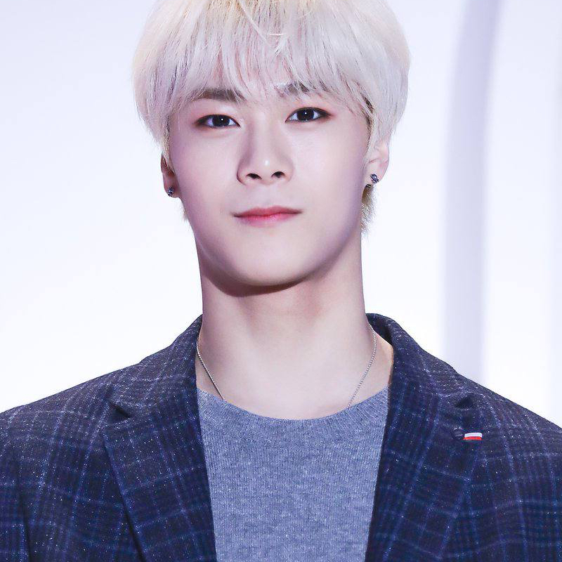 Recent activity shot of Moonbin (ASTRO)
