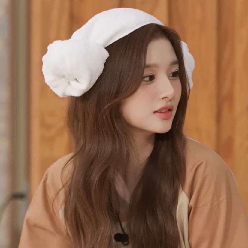 A moment captured by NMIXX's fan