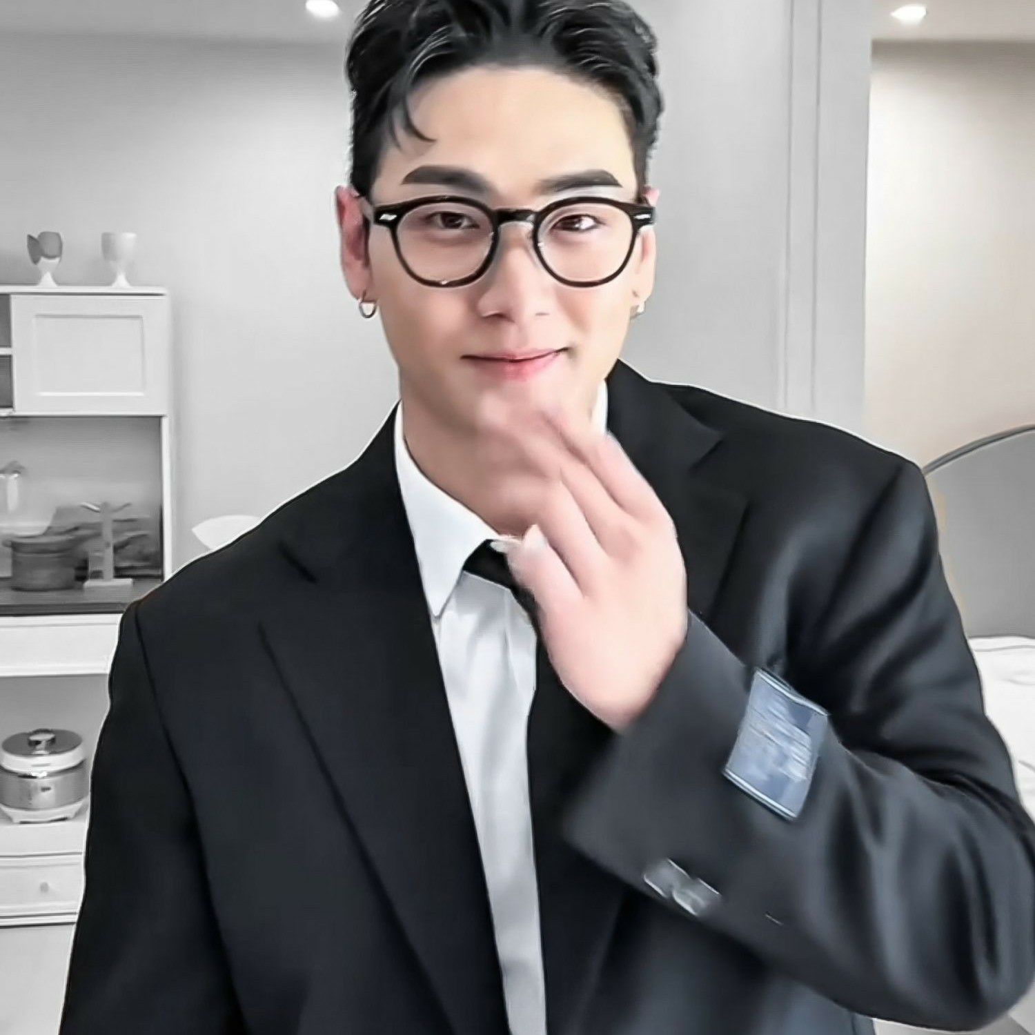 A moment captured by Baekho's fan