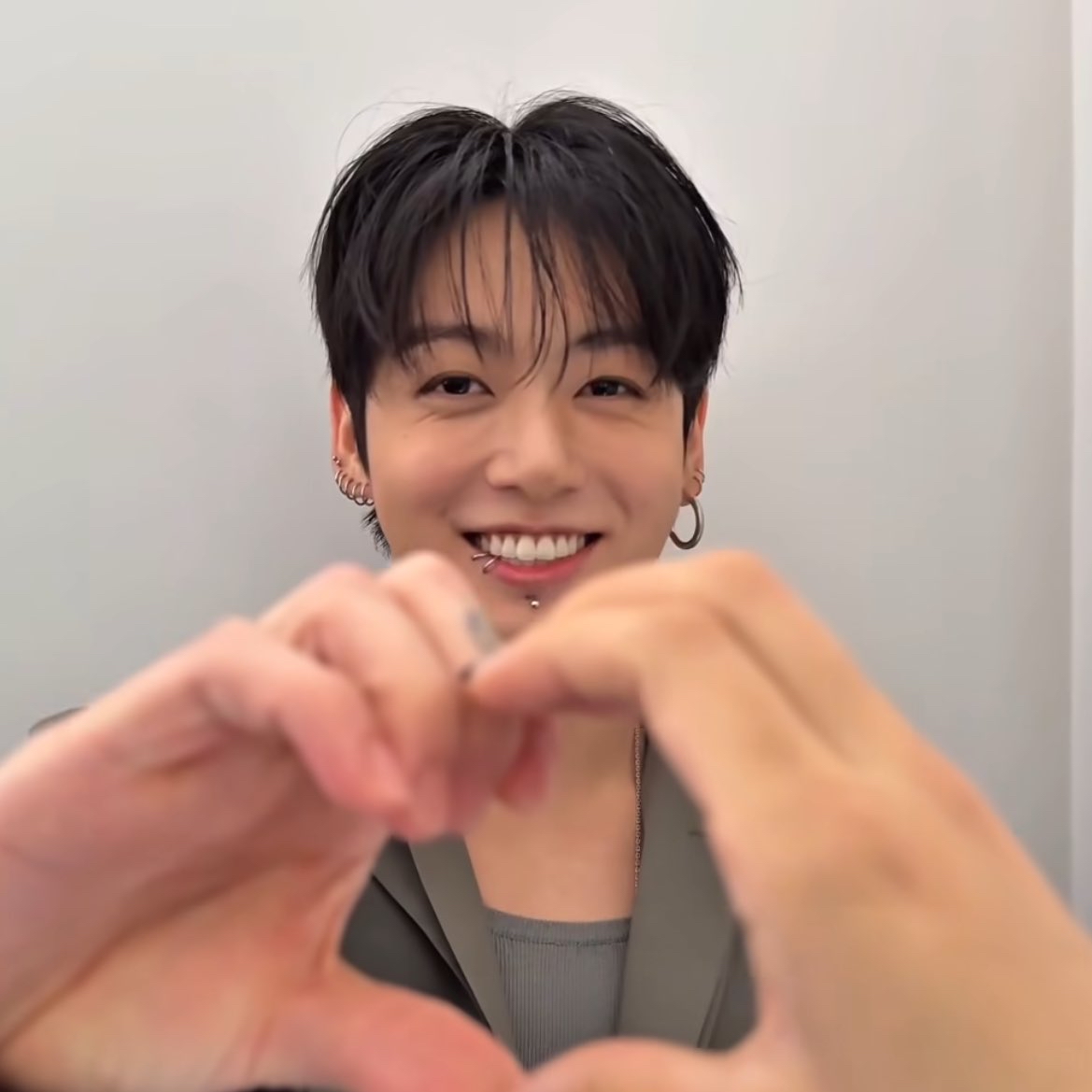 A moment captured by Jungkook (BTS)'s fan