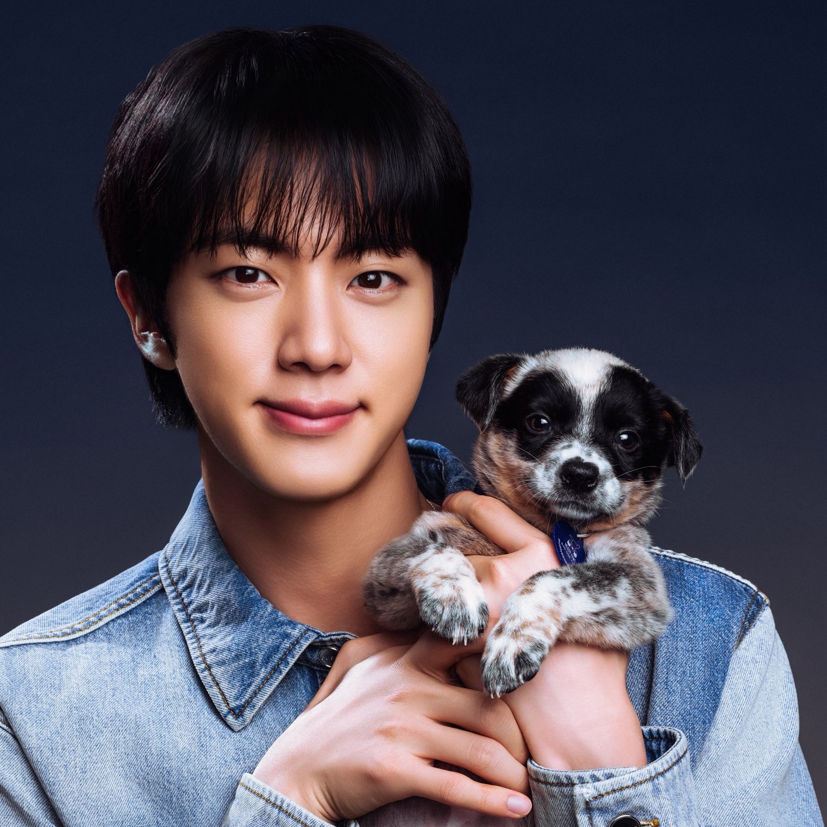 Foto aktivitas terbaru Jin (BTS)