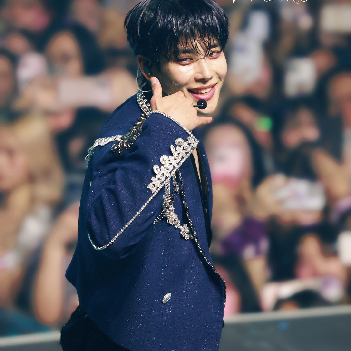 A moment captured by ASTRO's fan