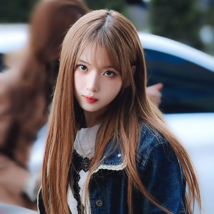 Recent activity shot of Jiwoo (NMIXX)