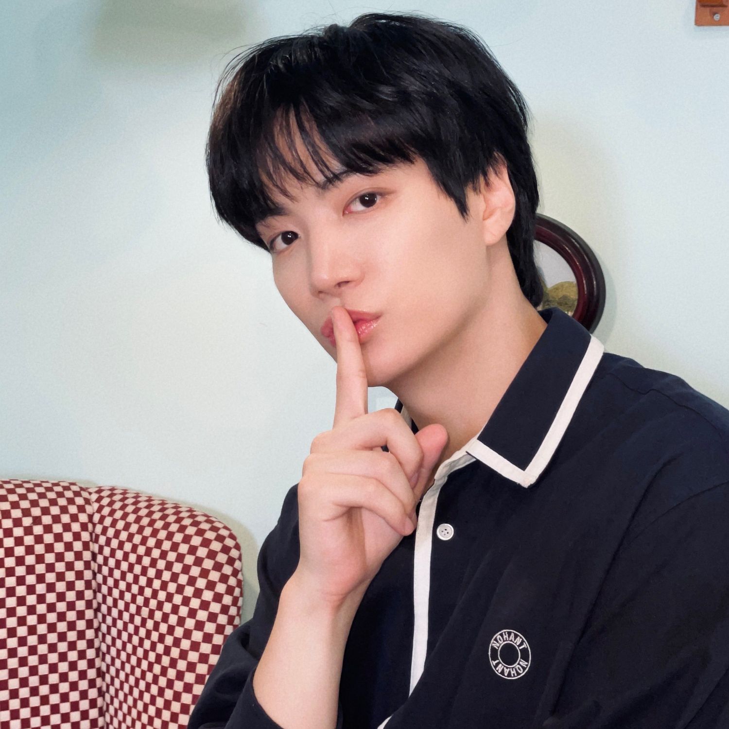 Behind-the-scenes cut of Kim Jonghyeon