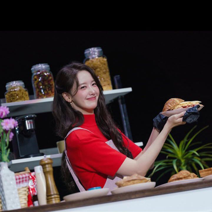 A moment captured by Yoona (Girls' Generation)'s fan