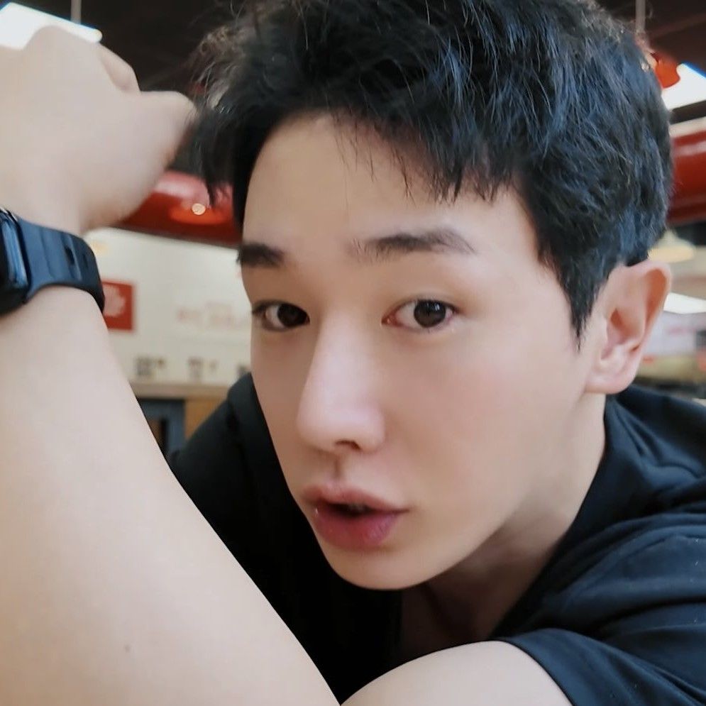Recent activity shot of Wonho