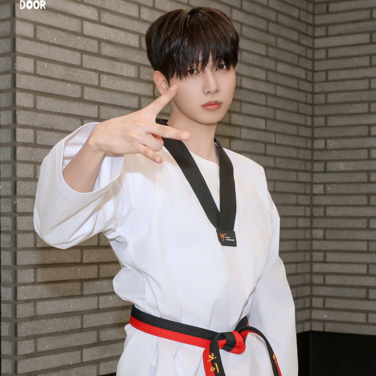 Behind-the-scenes cut of Myeong Jaehyun (BOYNEXTDOOR)