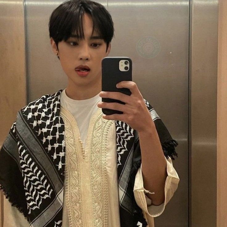 Latest photo of Sunwoo (THE BOYZ)