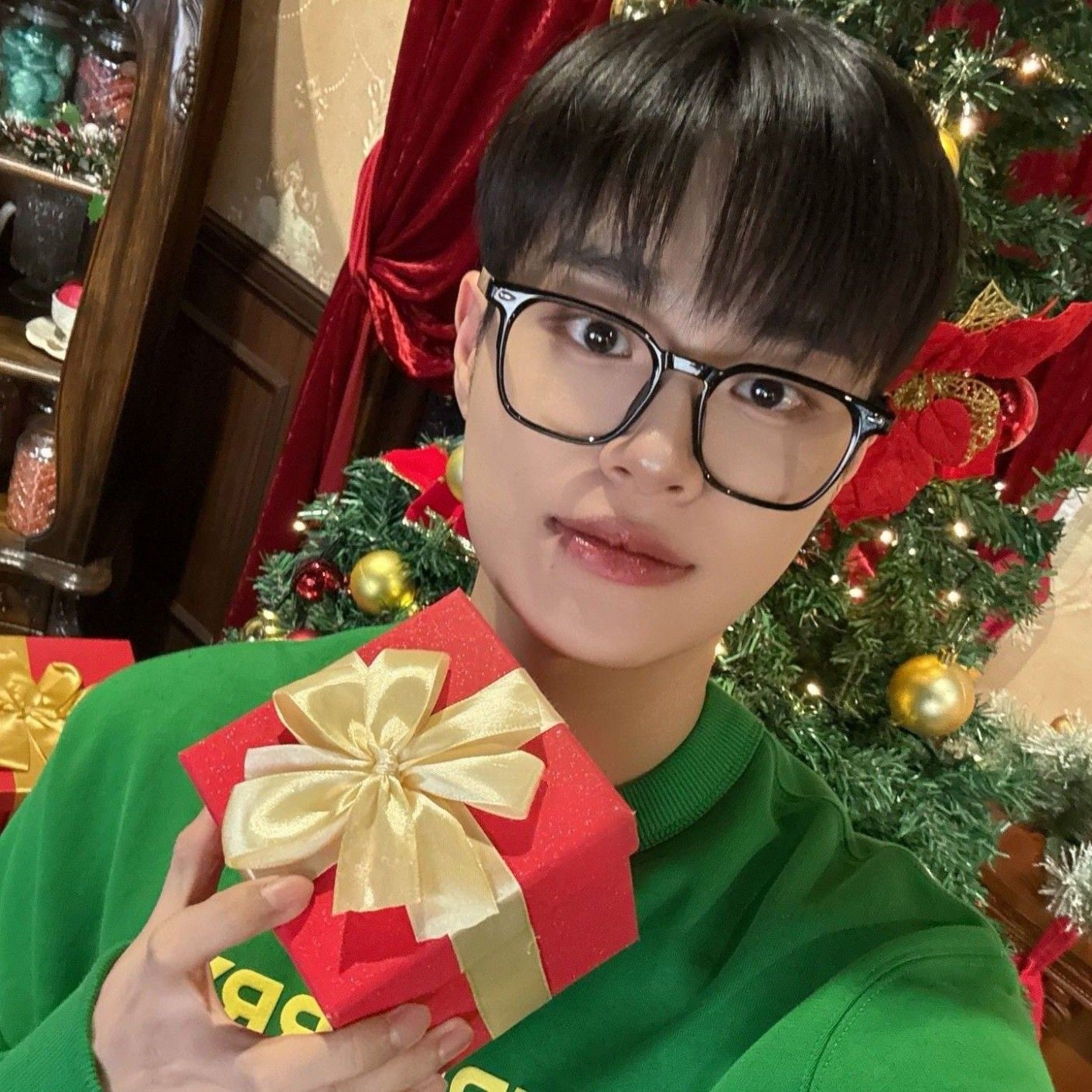 이대휘 (AB6IX) 최근 활동샷