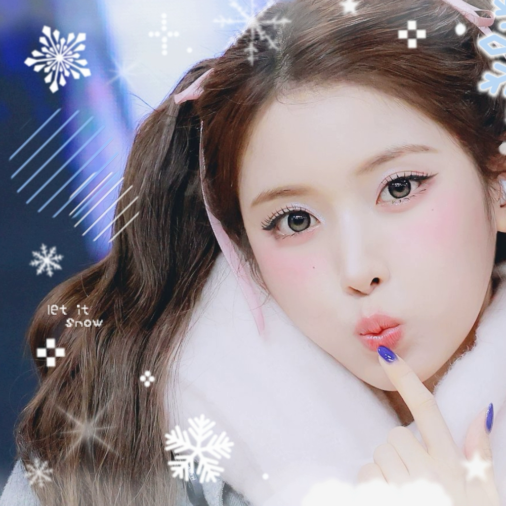 Latest photo of Jiwoo (NMIXX)