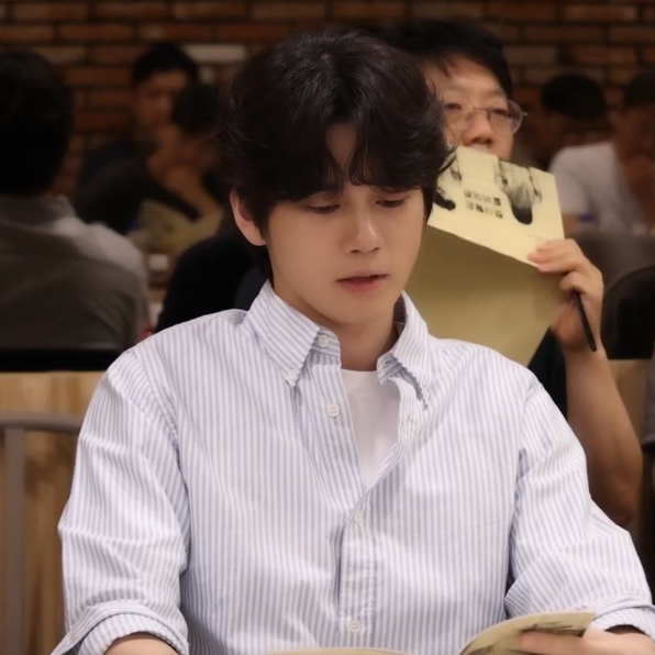 옹성우의 비하인드 컷