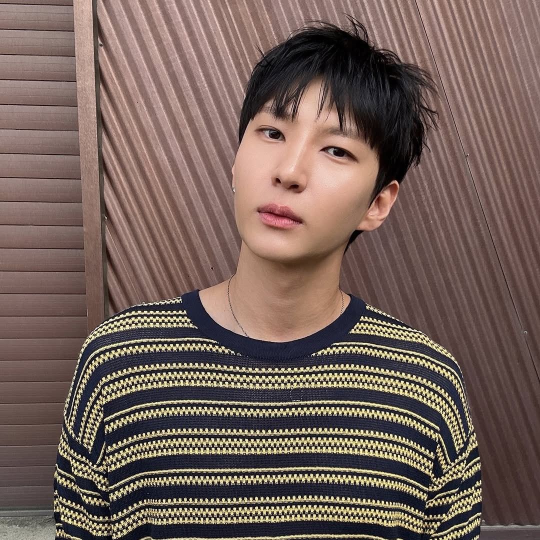 Behind-the-scenes cut of LEO (VIXX)