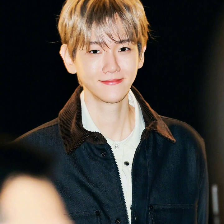 A moment captured by Baekhyun (EXO)'s fan