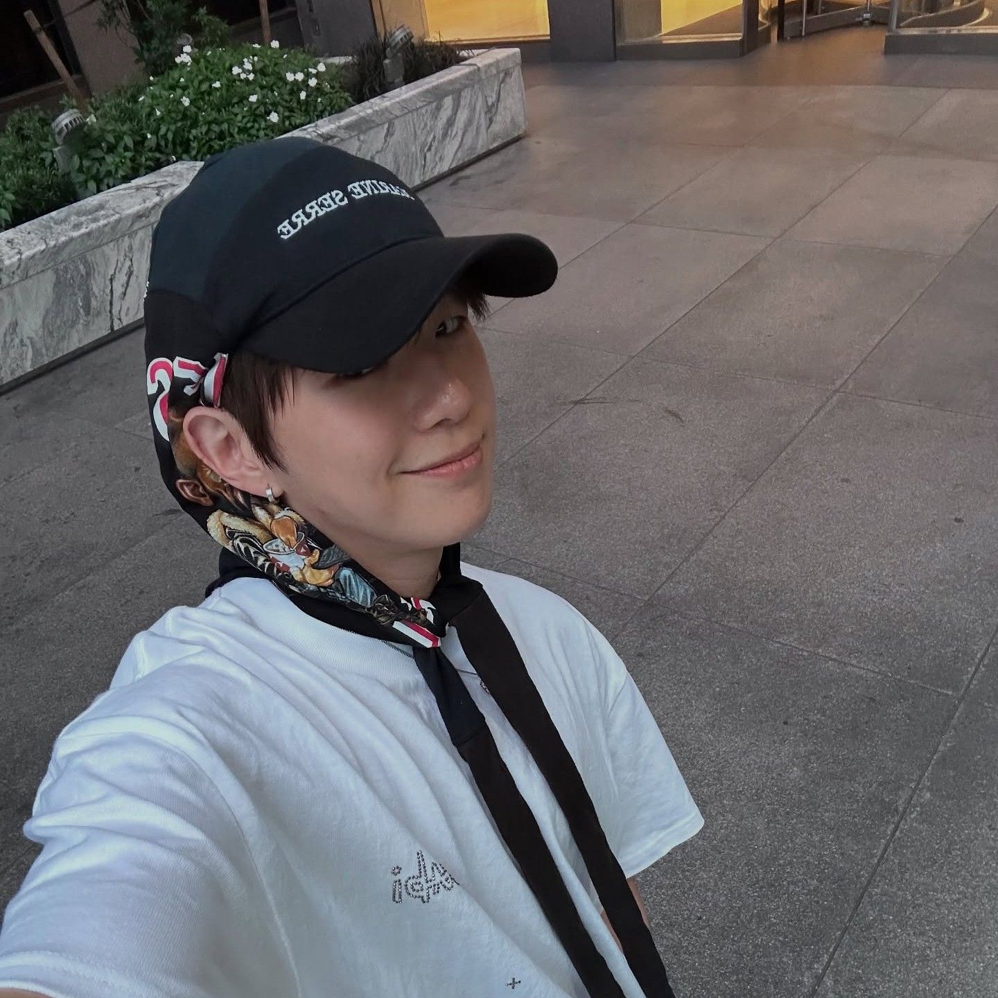 강다니엘의 비하인드 컷