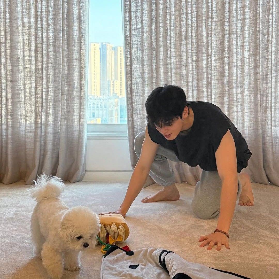 Recent activity shot of Eunwoo (ASTRO)