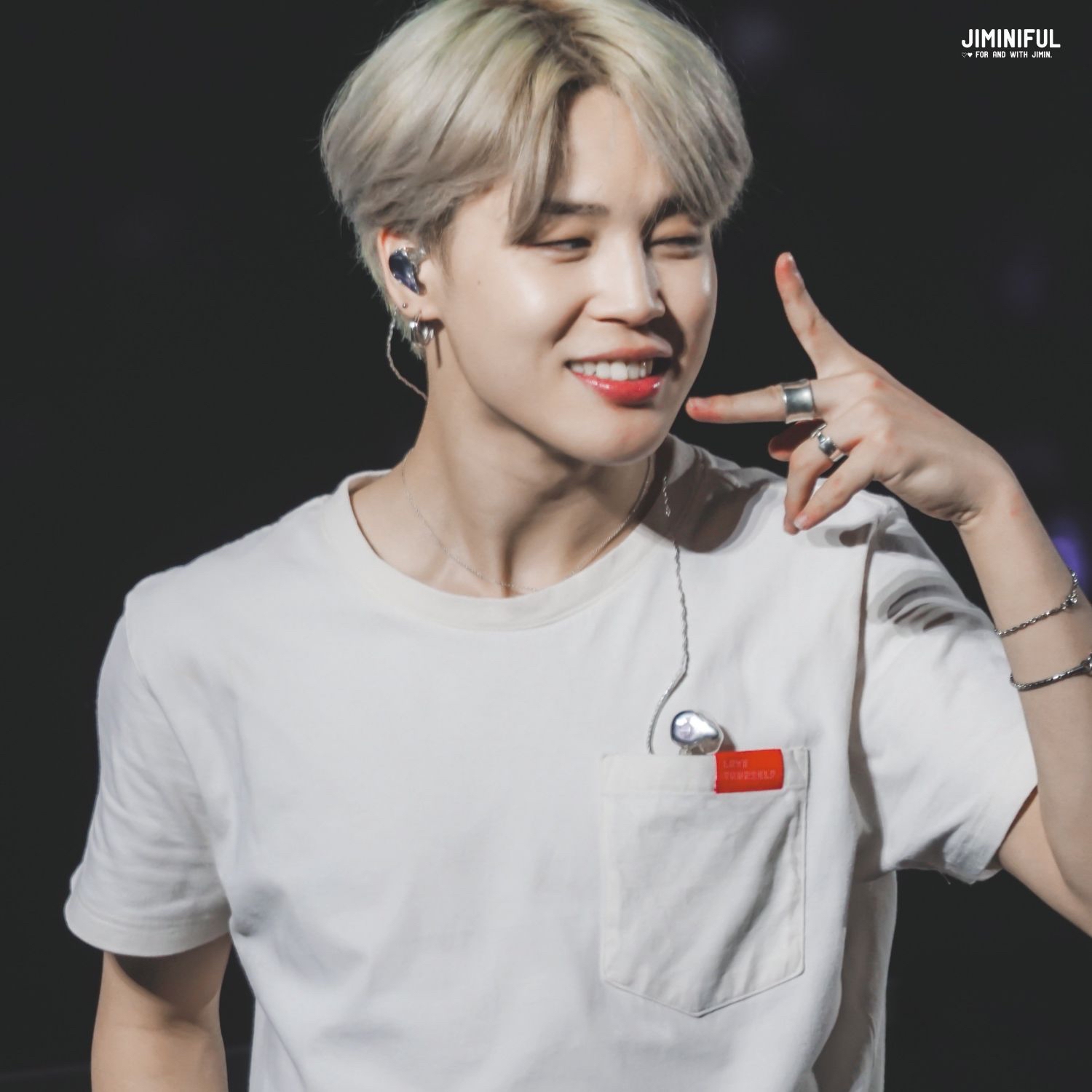 A moment captured by Jimin (BTS)'s fan