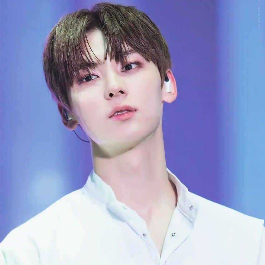 Latest photo of Hwang Minhyun