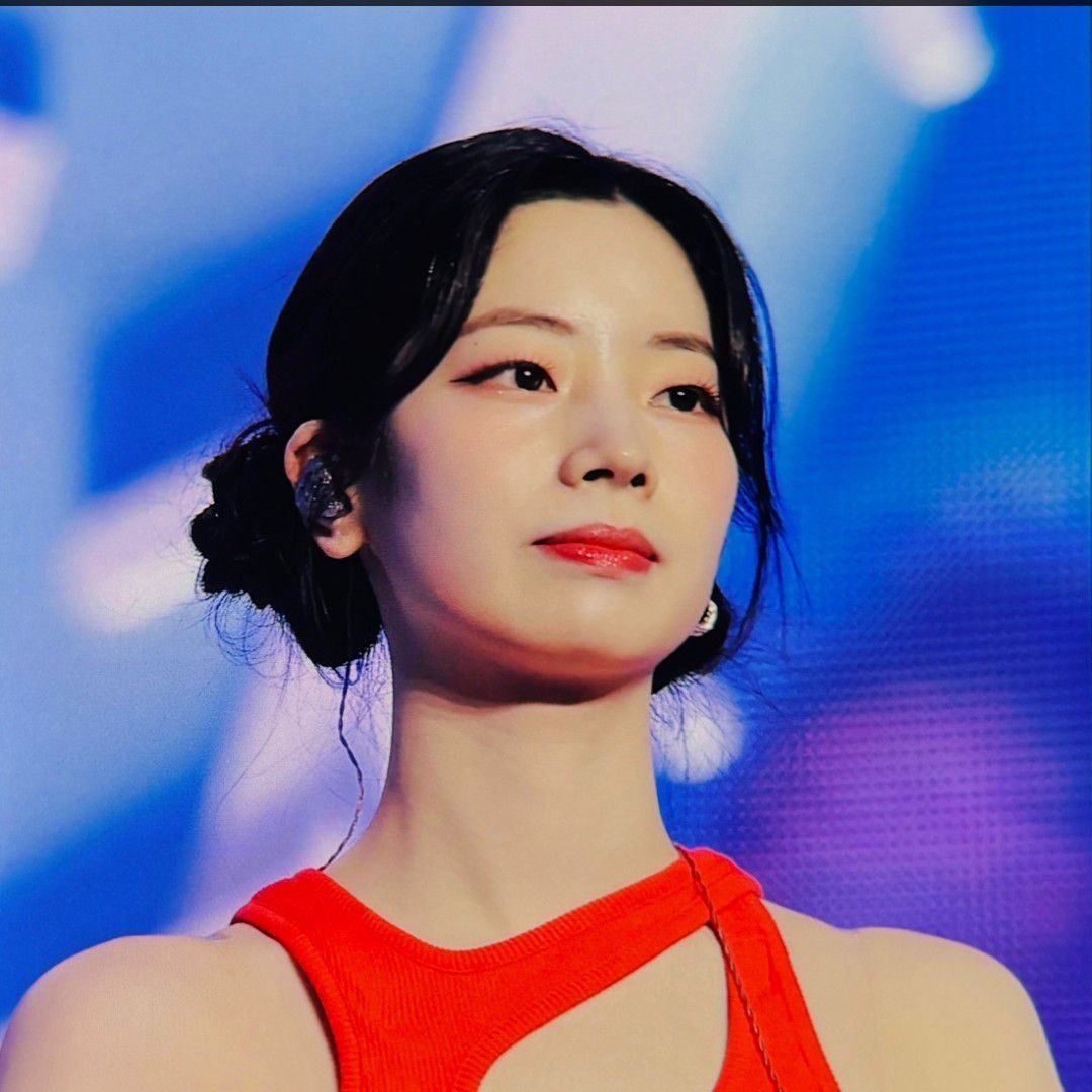 Recent activity shot of Dahyun (TWICE)