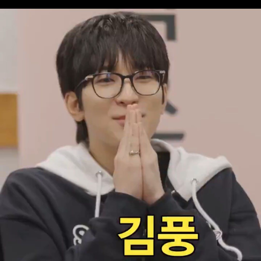 圆佑 (SEVENTEEN)的最新照片