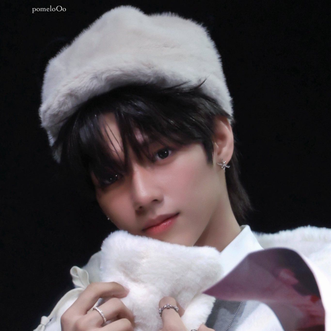 Behind-the-scenes cut of JL (AHOF)