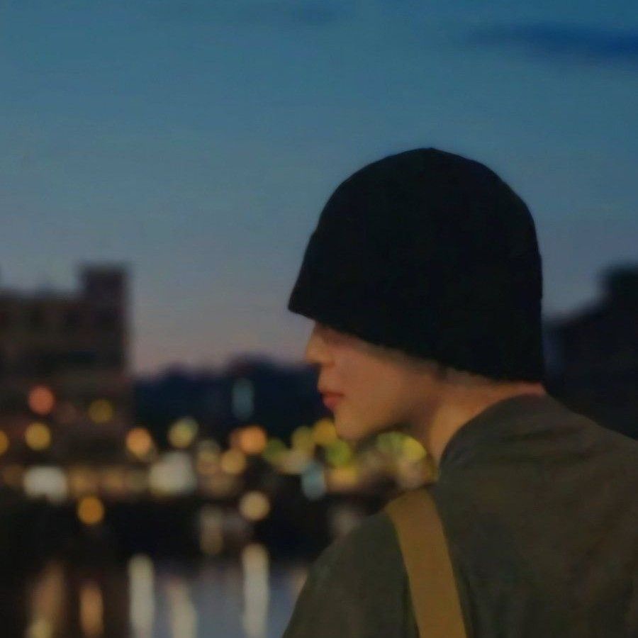 A moment captured by Jimin (BTS)'s fan