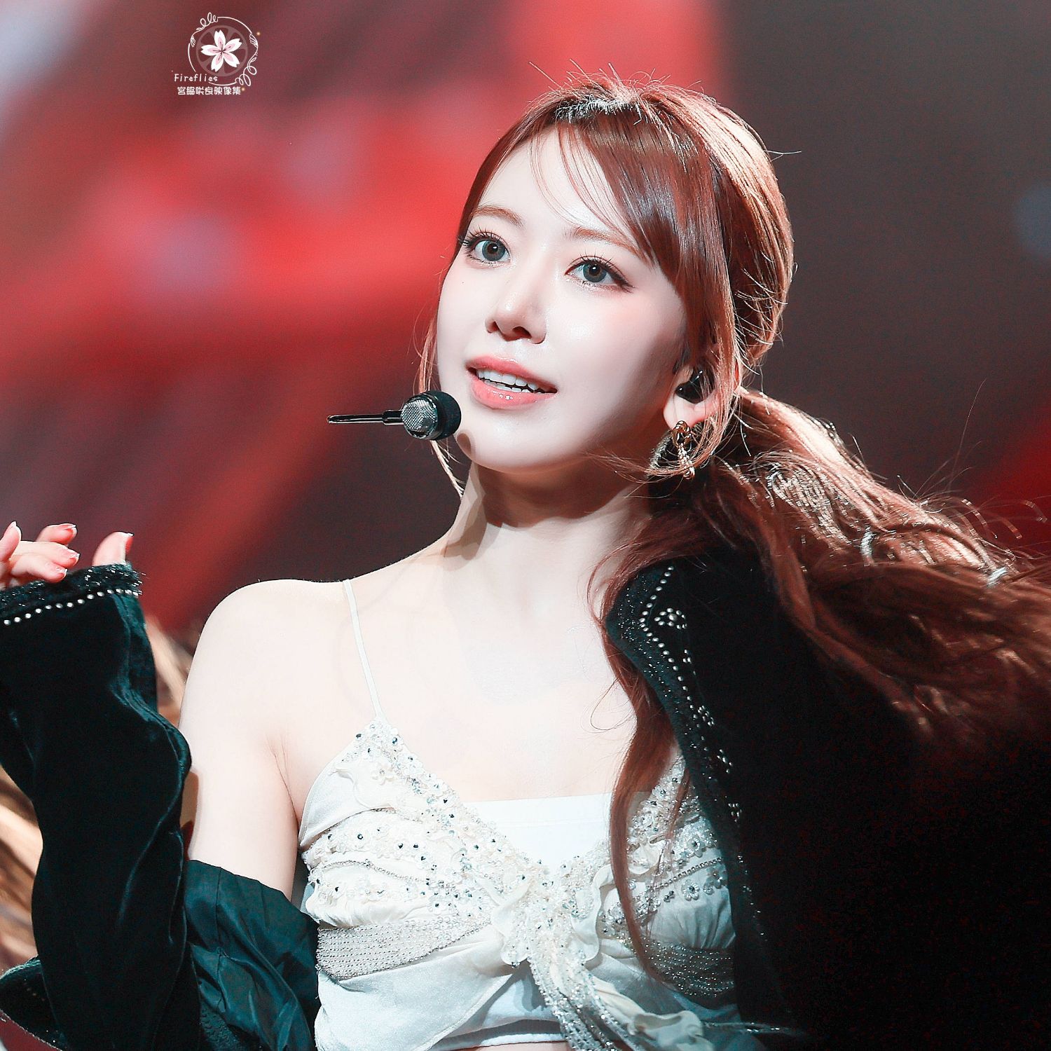 Latest photo of Sakura (LE SSERAFIM)