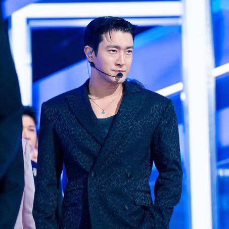 Recent activity shot of Siwon (Super Junior)