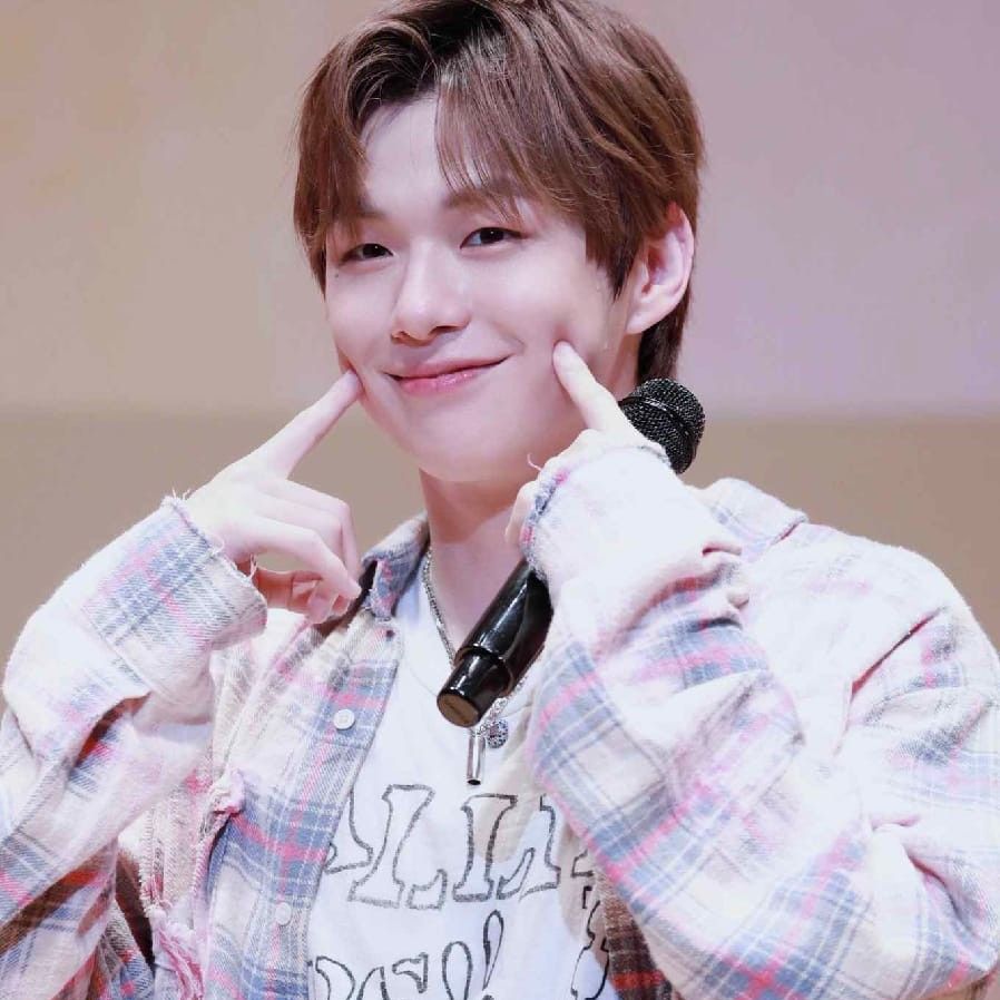 A moment captured by Kang Daniel's fan