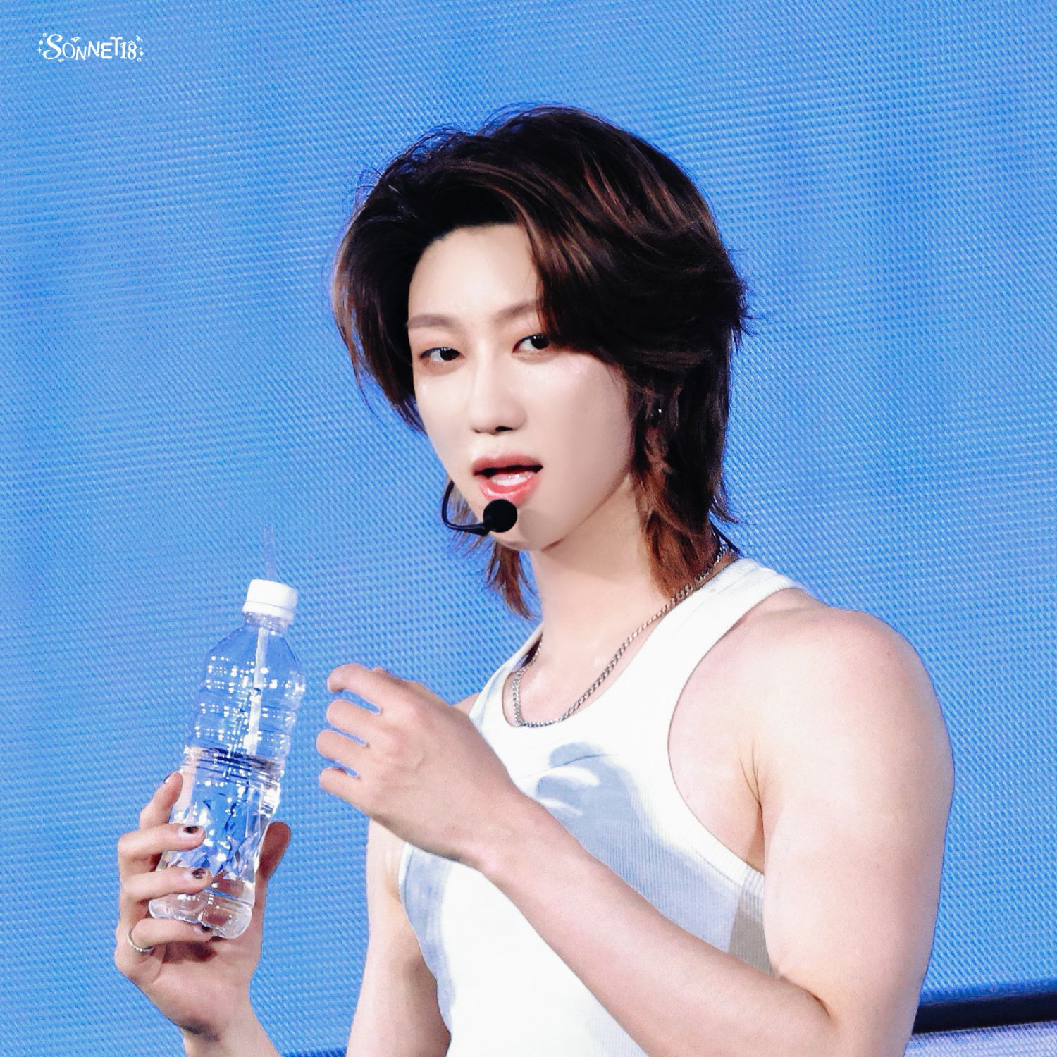 Behind-the-scenes cut of The 8 (SEVENTEEN)