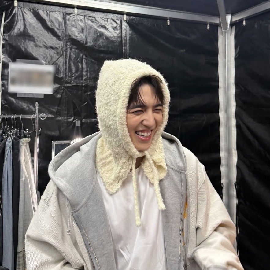 Momen yang diabadikan oleh penggemar S.Coups (SEVENTEEN)